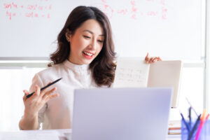 日本語教師　オンライン